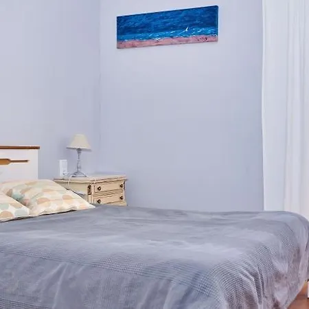 L'encantarella Roses