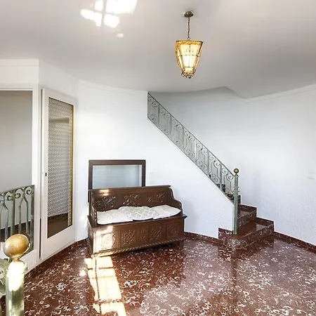 L'encantarella Villa