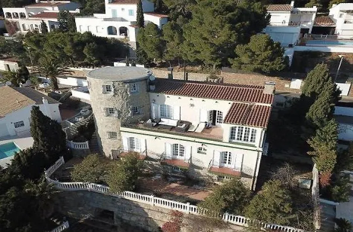 Willa L'encantarella Roses